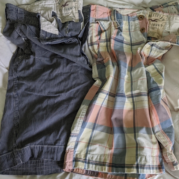 2 Hollister shorts - Picture 1 of 4